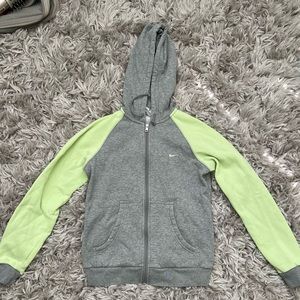 Women’s Nike ZipUp. Size Medium.